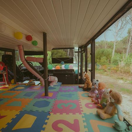 The Amazing Inacio Bus Converted Home Sintra Exterior foto